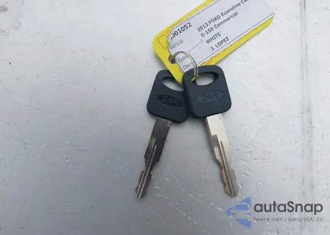 2013 Ford E-150 Commercial z USA, uszkodzony, nr VIN 1FTNE1EW5DDA23878